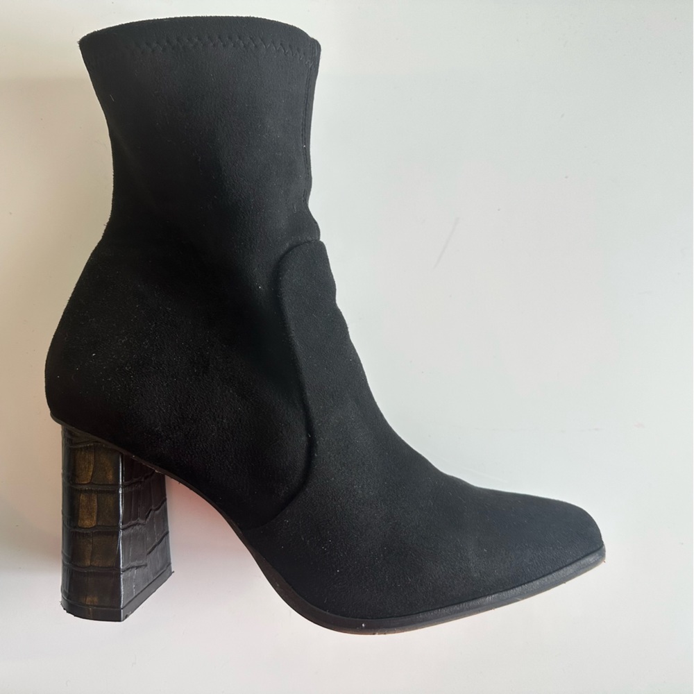 Dolce Vita Black Suede boots